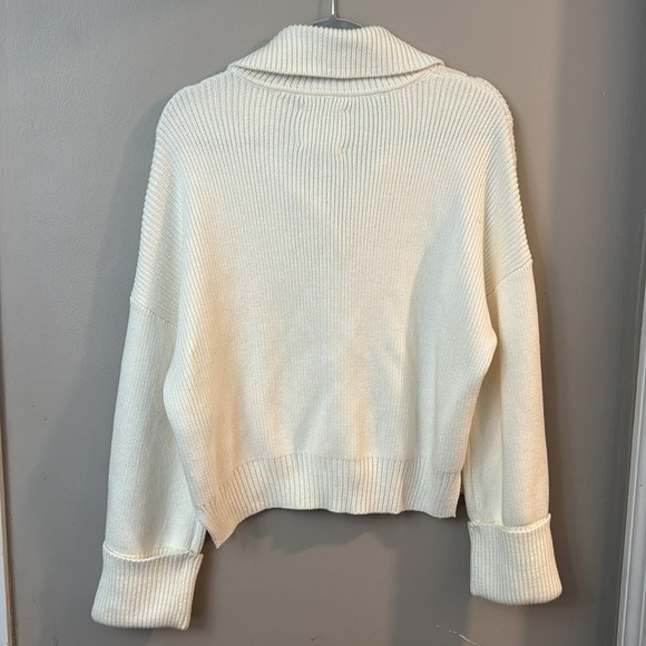 NWOT Abercrombie & Fitch Button-Up Cardigan Sweater - Picture 6 of 6